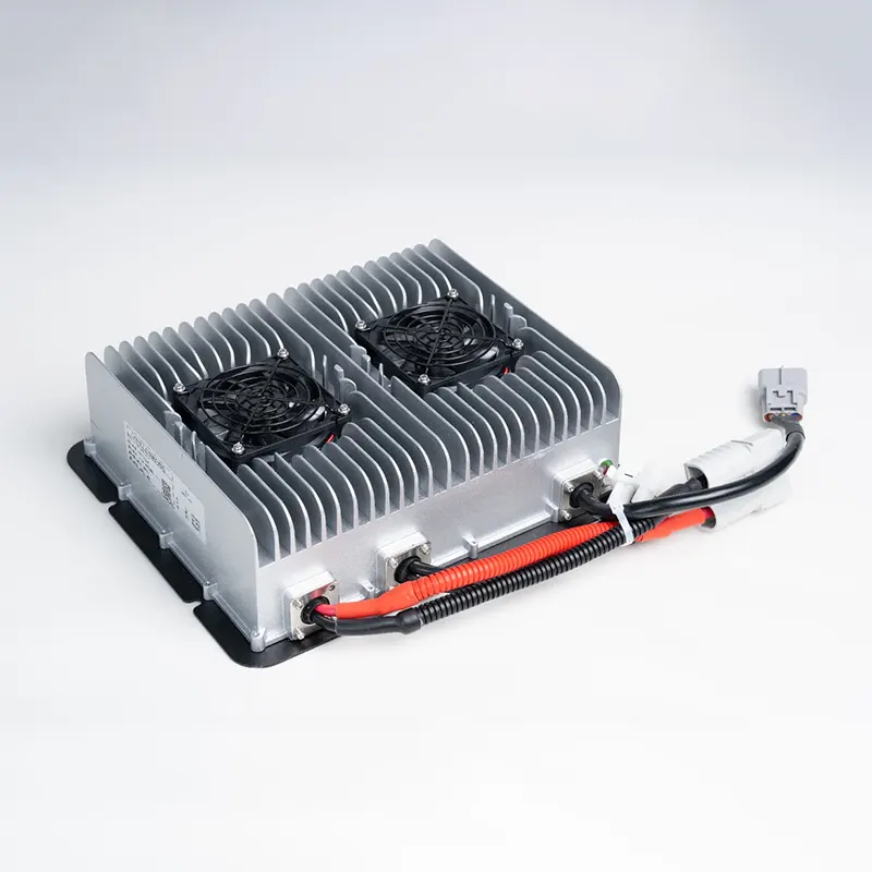 6,2 kW didelės galios IP67 atsparus vandeniui OBC